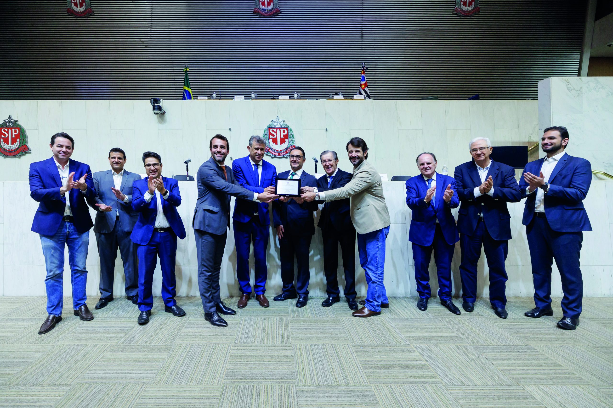 Noticias: Assembleia Legislativa homenageia Coopercitrus pelos 50 anos